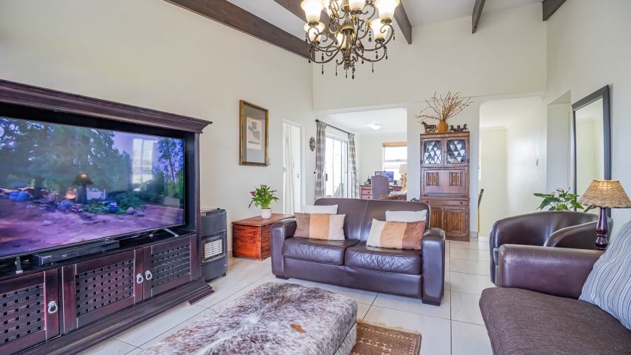 4 Bedroom Property for Sale in Sunset Estate Western Cape